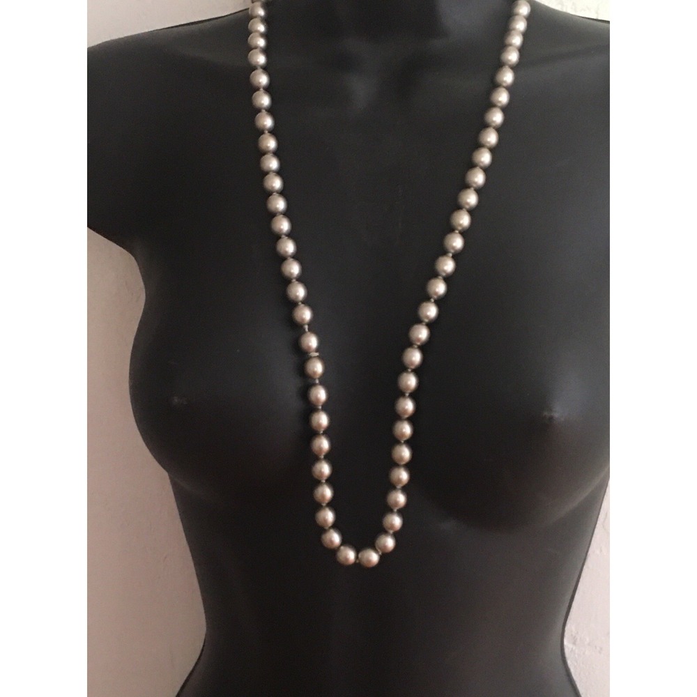VINTAGE Joan Rivers Grey Faux Pearl Necklace